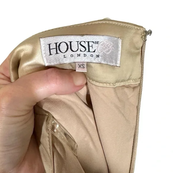 House of CB Thana Oyster Satin Military Belted Buckle Mini Skirt - Picture 8 of 11